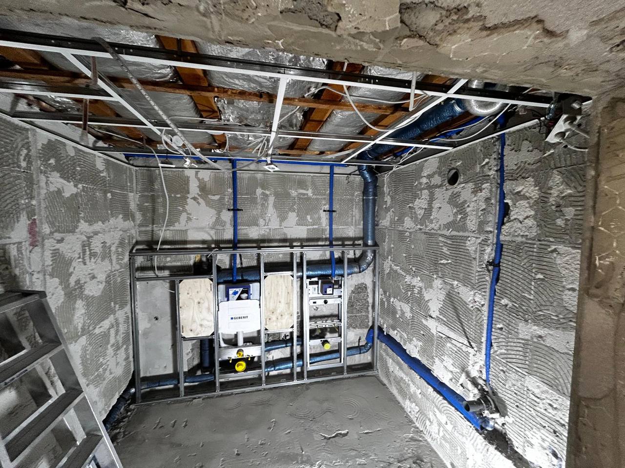Unterputzarbeiten im Bad